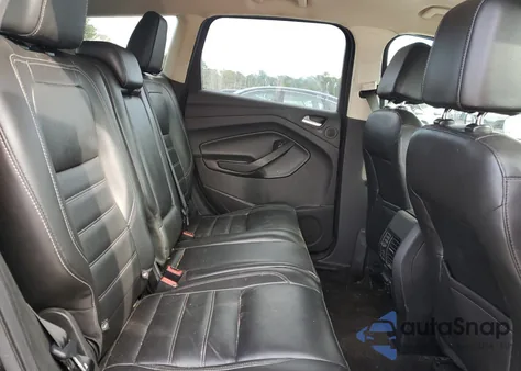 2017 Ford Escape Titanium из США, поврежденный, VIN 1FMCU0JD0HUE52386